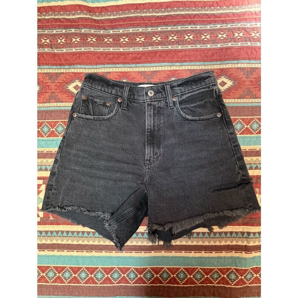 Abercrombie & Fitch Black High-Rise dad shorts size 2